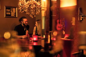 thumbnail: Bar (on property)