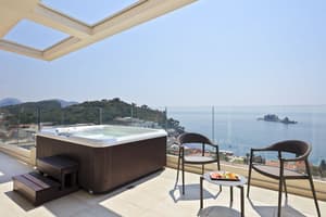 thumbnail: Terrace/patio