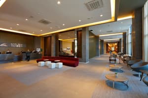 thumbnail: Lobby lounge