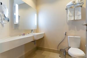 thumbnail: Bathroom