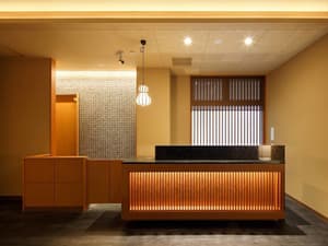 thumbnail: Reception