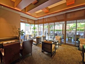 thumbnail: Lobby sitting area