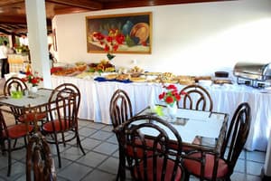 thumbnail: Breakfast area