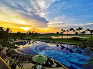 thumbnail: Outdoor pool