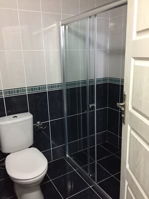 thumbnail: Bathroom amenities