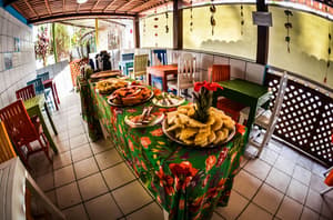 thumbnail: Breakfast area