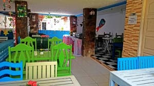 thumbnail: Breakfast area