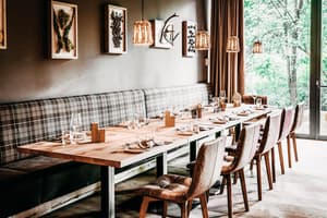 thumbnail: Restaurant