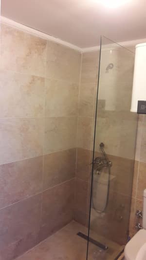 thumbnail: Bathroom shower