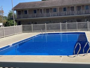 thumbnail: Outdoor pool