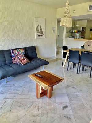 thumbnail: Living area