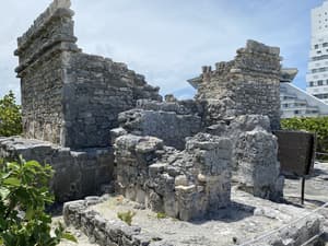 thumbnail: Property grounds