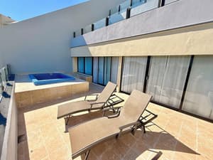 thumbnail: Terrace/patio