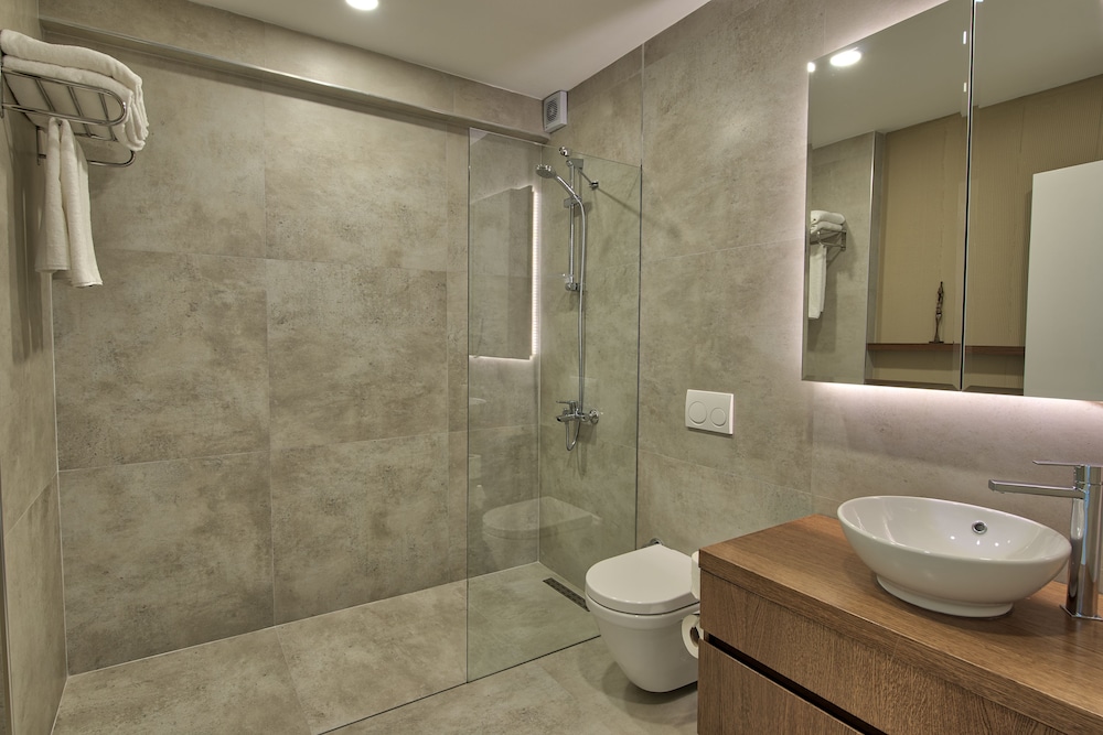 Bathroom shower