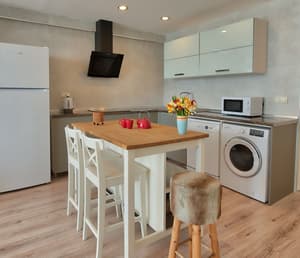 thumbnail: Private kitchenette