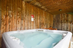 thumbnail: Outdoor spa tub
