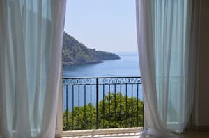 thumbnail: Balcony view
