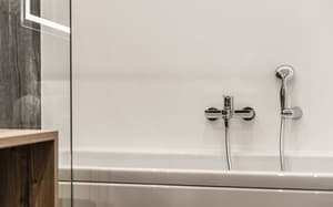 thumbnail: Deep soaking bathtub