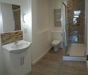 thumbnail: Bathroom shower