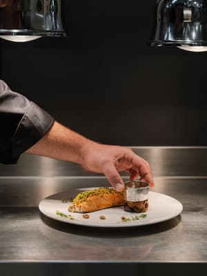 thumbnail: Restaurant