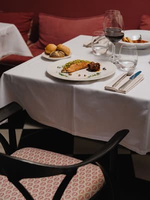 thumbnail: Restaurant