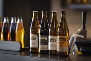 thumbnail: Bar (on property)