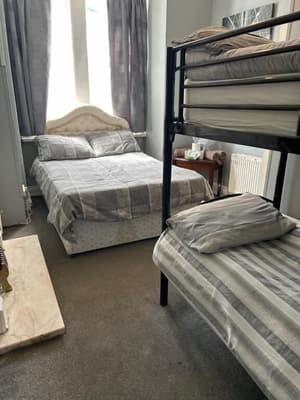 thumbnail: Interior detail