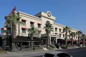 thumbnail: Front of property