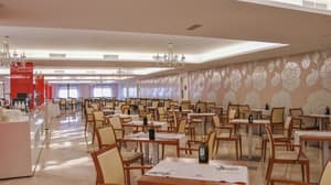 thumbnail: Restaurant