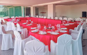 thumbnail: Banquet hall