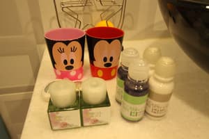 thumbnail: Bathroom amenities
