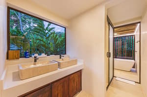 thumbnail: Bathroom sink