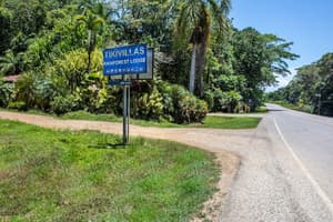 thumbnail: Property entrance