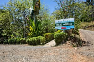 thumbnail: Property entrance