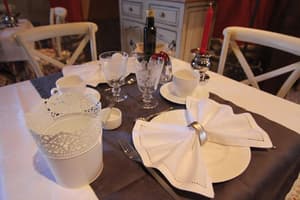thumbnail: Dining