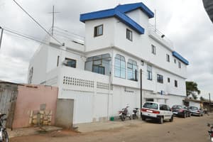 thumbnail: Front of property