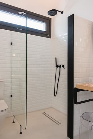 thumbnail: Bathroom shower