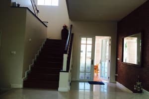 thumbnail: Staircase