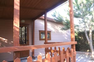 thumbnail: Interior detail