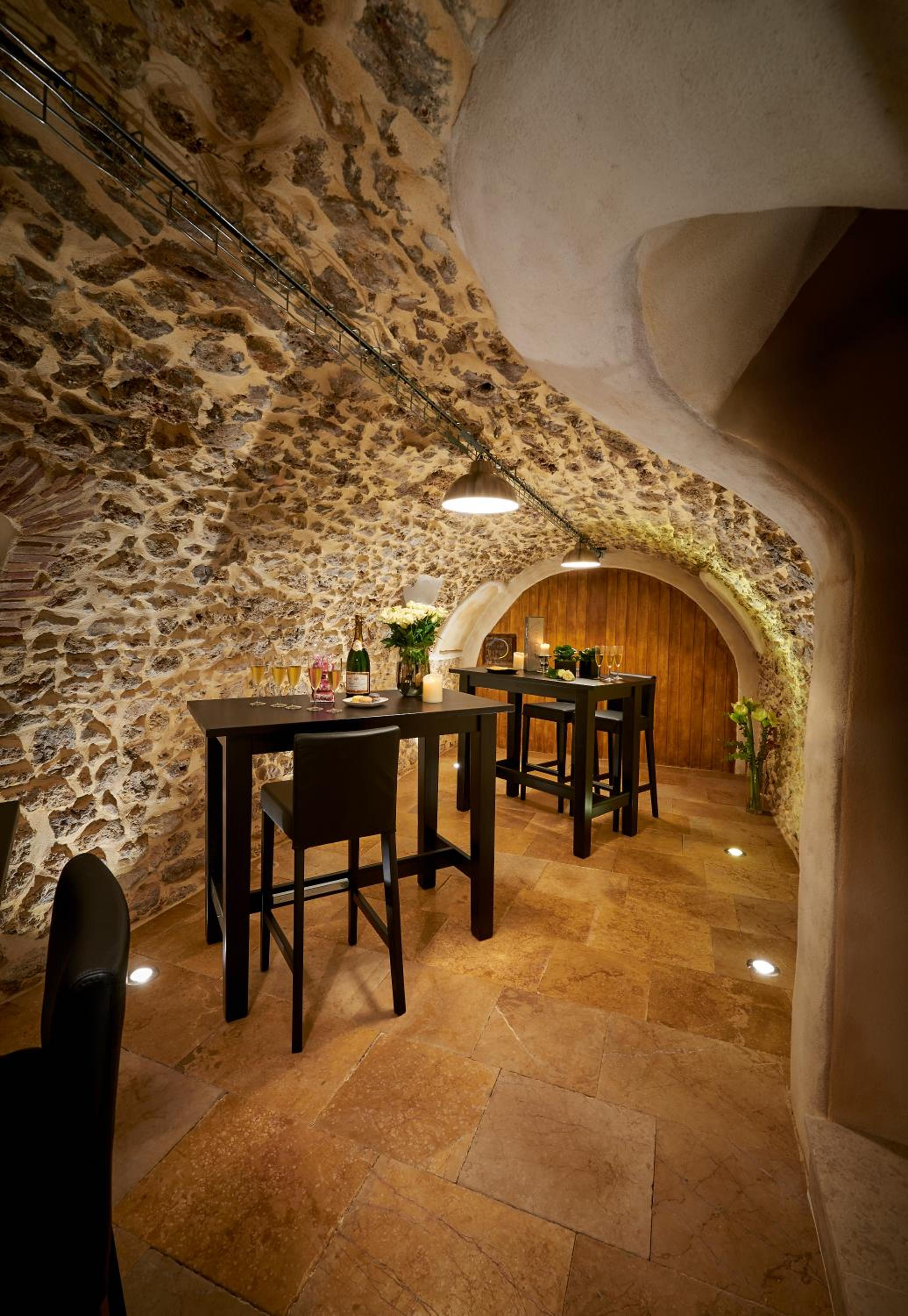 Restaurant-cafeteria