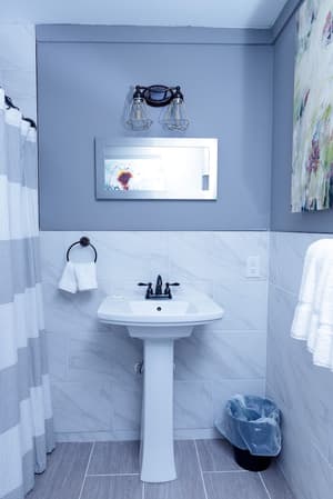 thumbnail: Bathroom