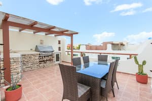 thumbnail: Terrace/patio