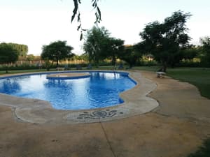 thumbnail: Outdoor pool