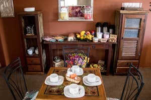 thumbnail: Breakfast area