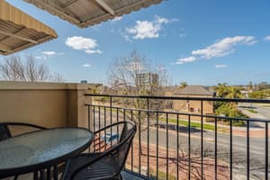 thumbnail: Balcony