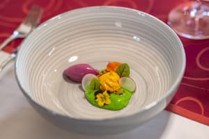 thumbnail: Restaurant