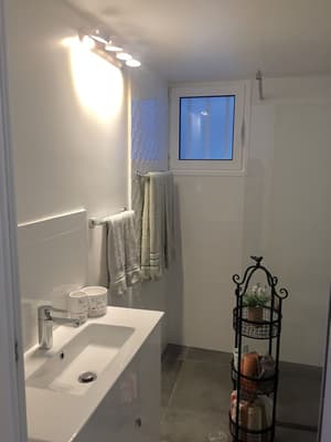 thumbnail: Bathroom