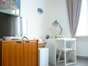 thumbnail: Room service - dining