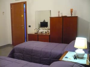 thumbnail: Room amenity