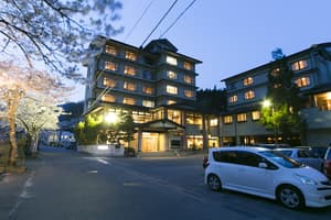 thumbnail: Exterior